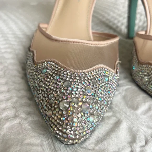Betsey Johnson Women's Iris Evening Pumps Wedding Something Blue Sole - Picture 4 of 11
